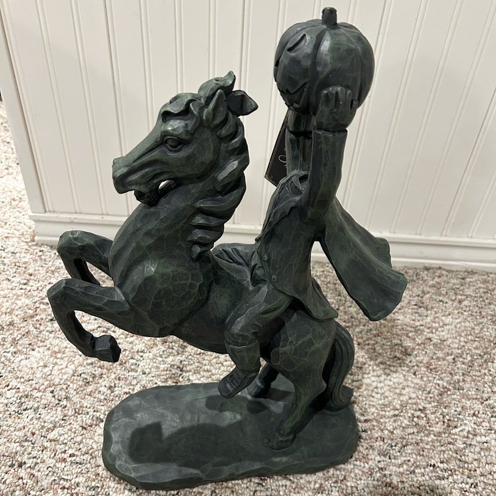Headless horseman statue
